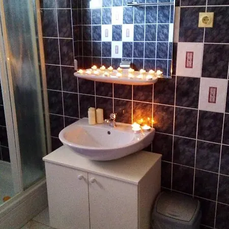Apartment In With Terrace, Air Conditioning, Wifi, Washing Machine 3362-1 *