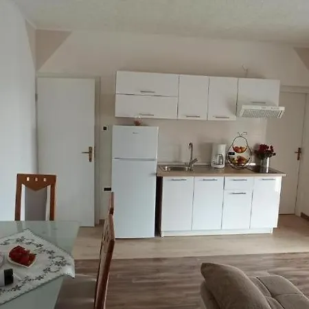 In With Terrace, Air Conditioning, Wifi, Washing Machine 3362-1 *